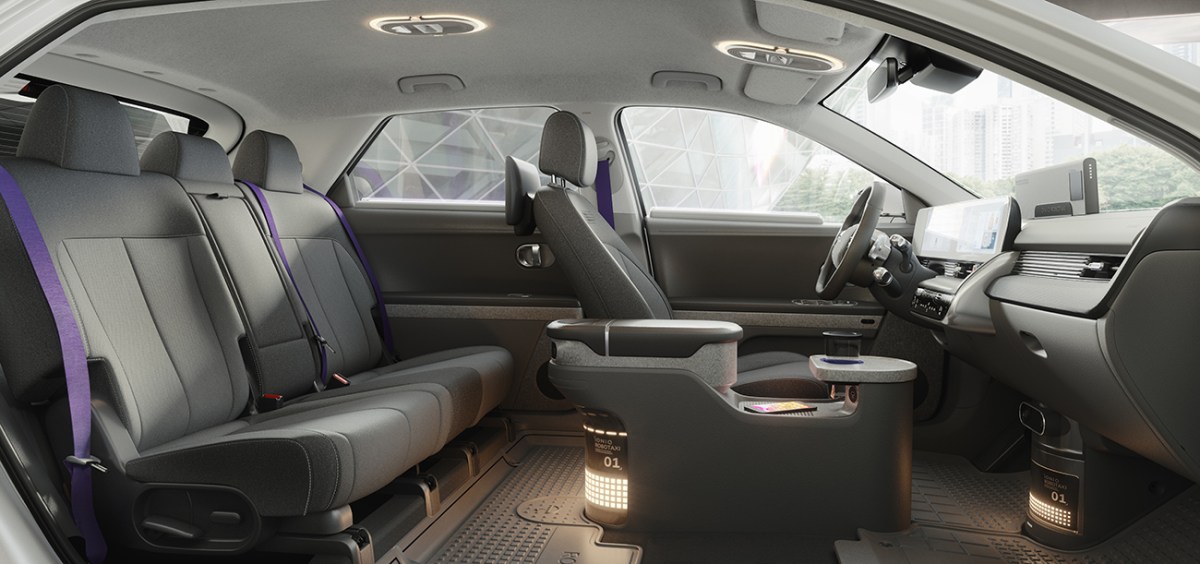 Hyundai IONIQ 5 robotaxi interior
