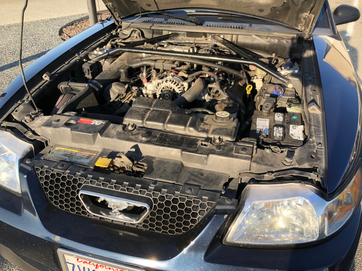 2002 ford mustang gt engine bay