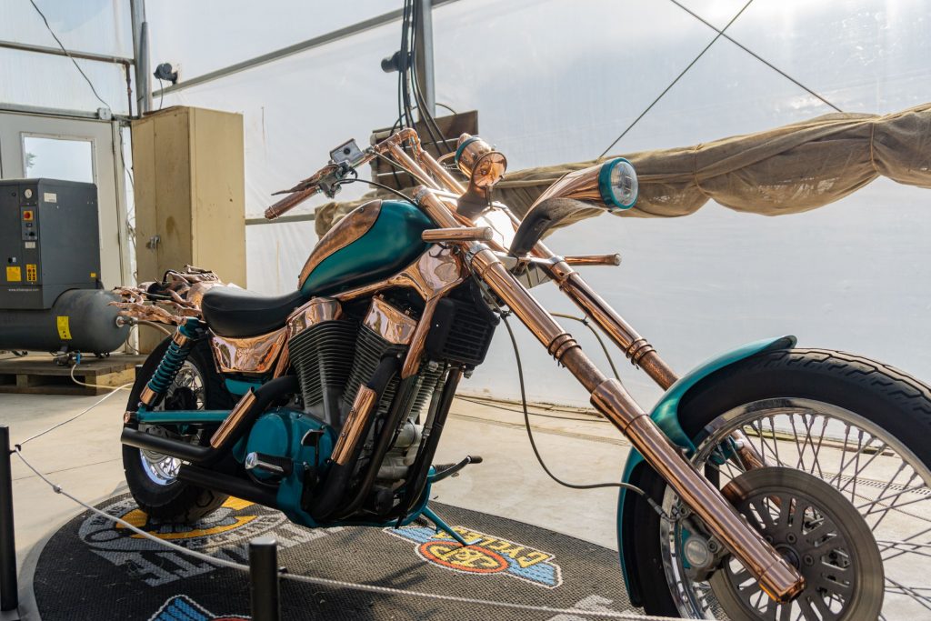 Mike Prete's turquoise-and-copper custom 1998 Suzuki Intruder