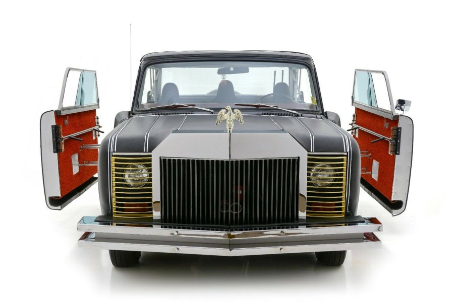 front grille of the Mohs Safarikar