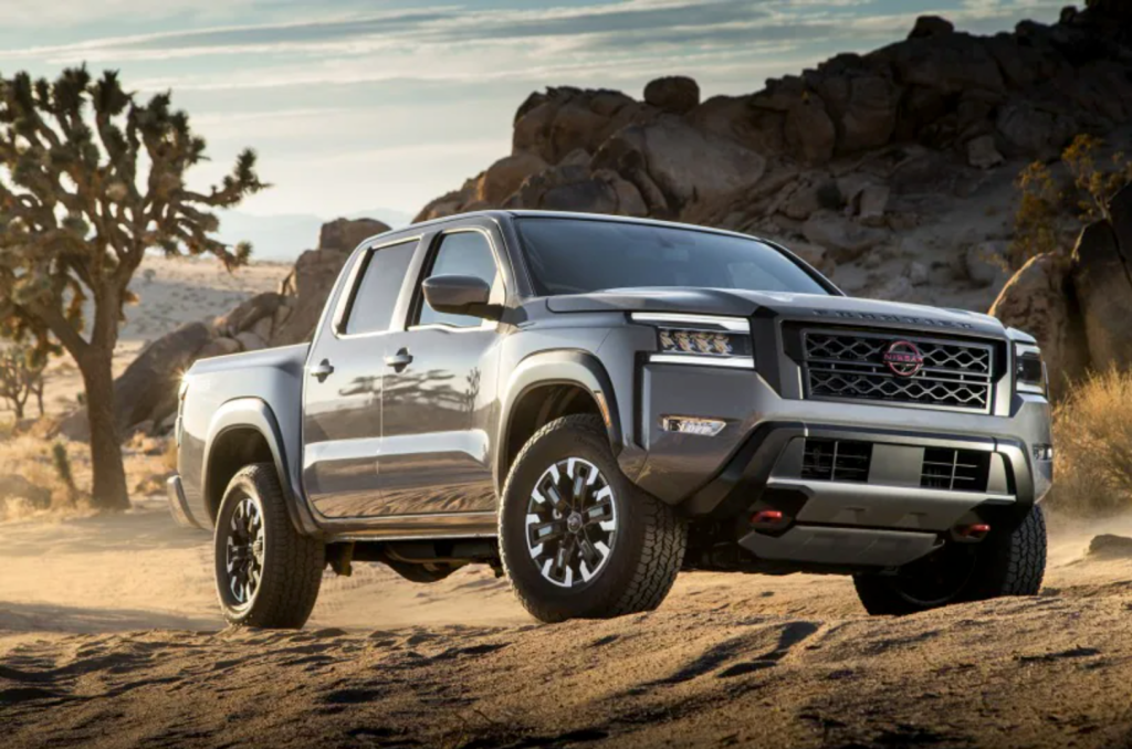 The 2022 Nissan Frontier playing in the dirt