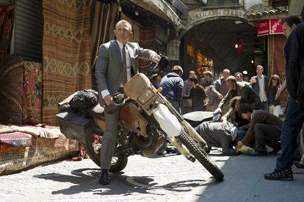 The Motorcycle Skills of Daniel Craig’s James Bond Impressed A Moto GP Champion