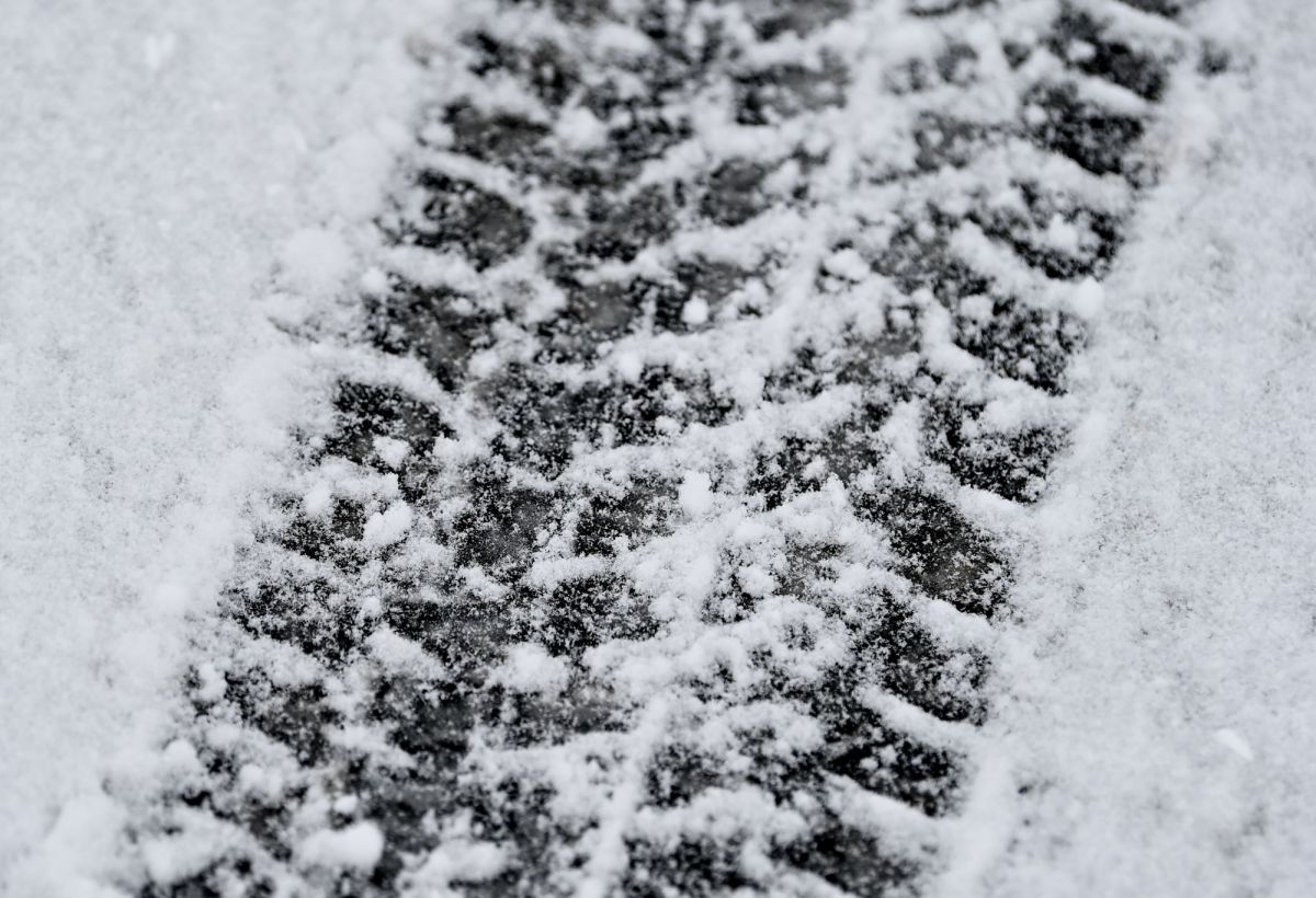 What Happens If You Drive On Snow Tires YearRound?