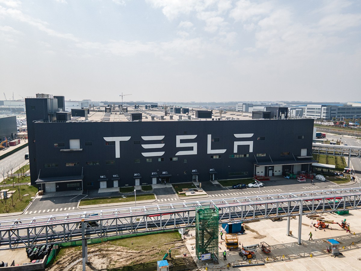 An aerial view of Tesla Shanghai Gigafactory on March 29, 2021 in Shanghai, China. Tesla Shanghai Gigafactory is reportedly producing vehicles at a rate of about 450,000 cars per year despite the global chip shortage.