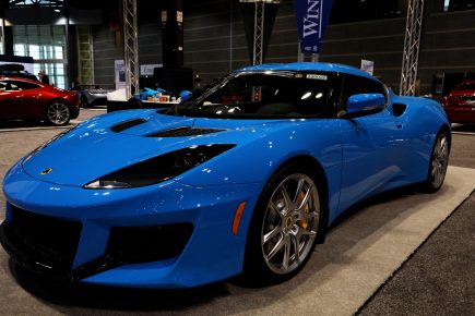Waiting for the Lotus Emira? Buy a Lotus Evora Instead