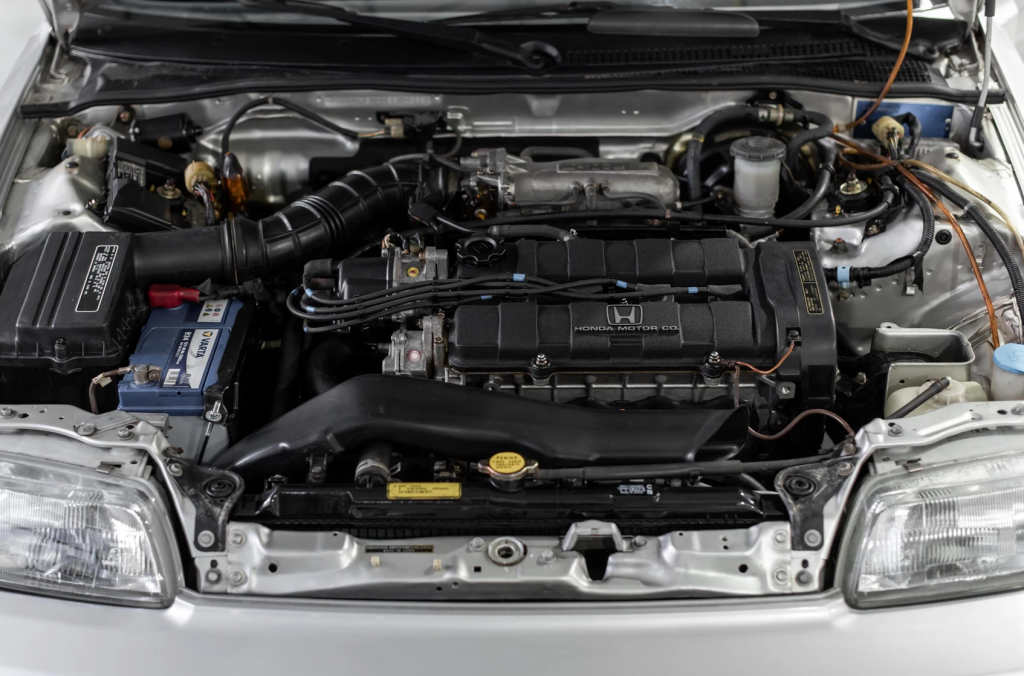 The engine in the 1990 honda cr-x posted by Garagisti