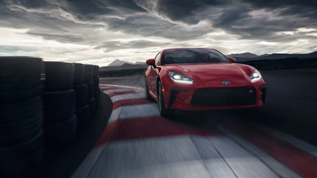 2022 Toyota GR 86 on track