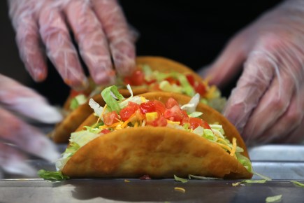 Chalupa & a Charge: Taco Bell Getting Electric Vehicle Chargers?