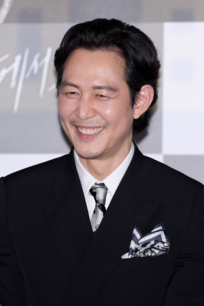 Lee Jung-jae at the 2020 premiere of 'Deliver Us From Evil' dressed in a black suit