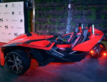 2021 Polaris Slingshot Introduces Paddle Shifters to Add to the Fun