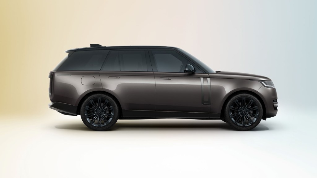 Side view of black 2022 Land Rover Range Rover