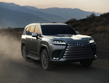 2022 Lexus LX 600 Fights the 2022 Land Rover Range Rover