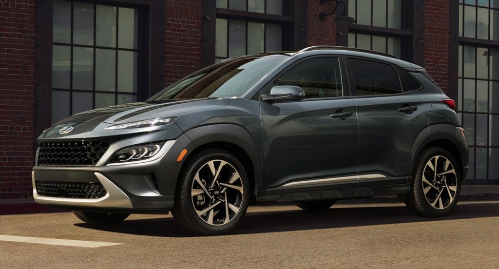 A dark green Hyundai Kona Limited.