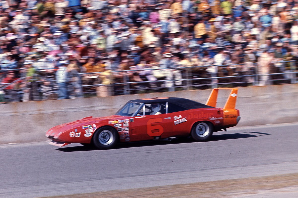 Dodge Charger Daytona racing