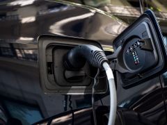 Do All Electric Cars Use the Same Kind of Charger?
