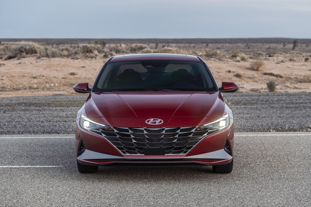 2021 Hyundai Elantra front end