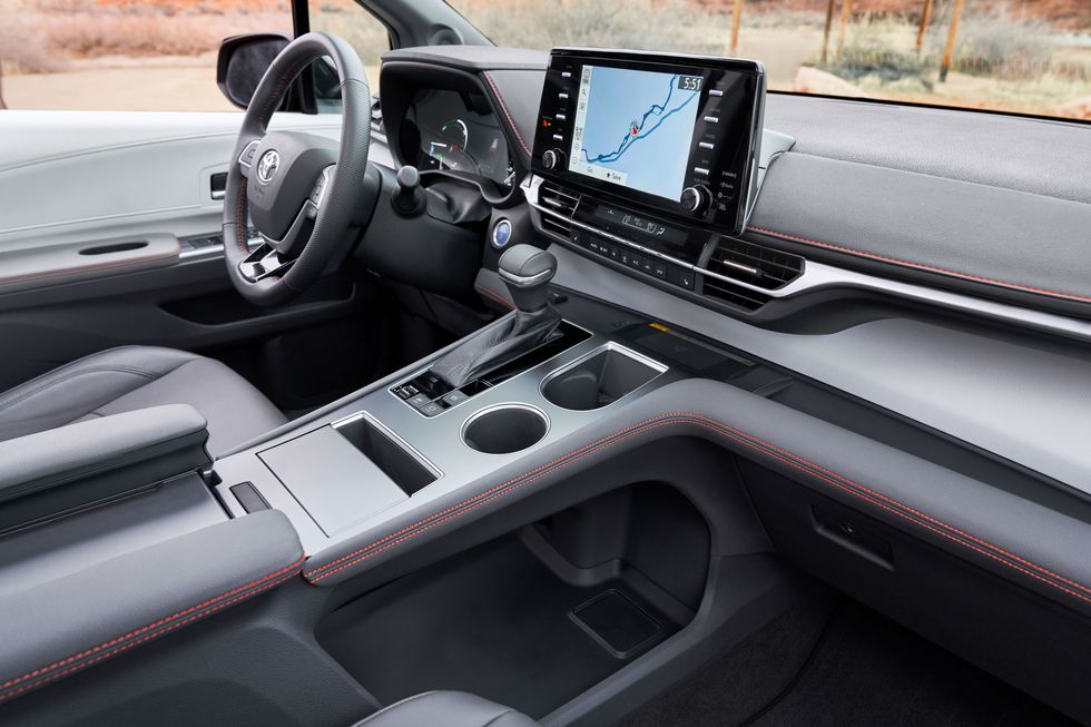 2021 Toyota Sienna Hybrid interior 
