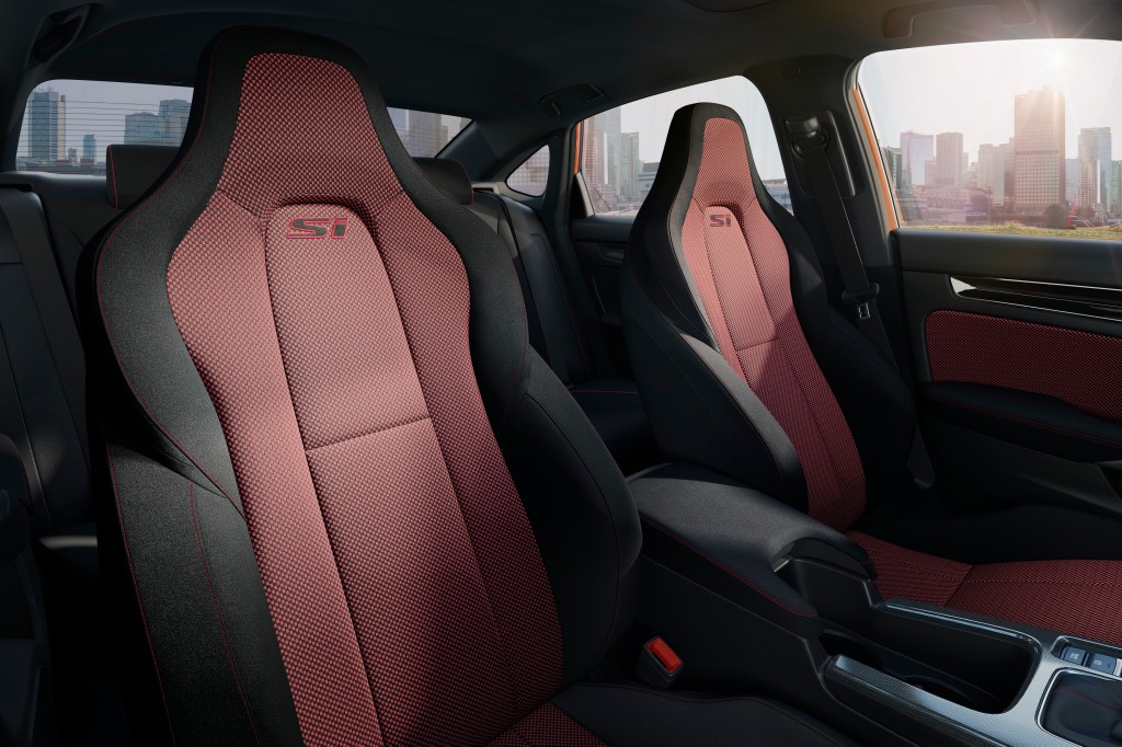 2022 Civic Si front seats