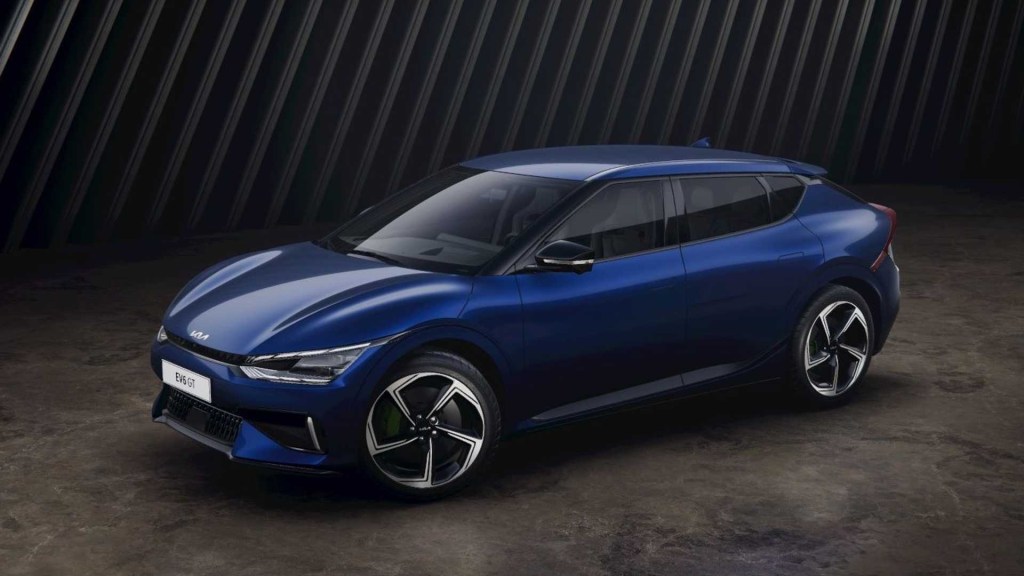 2022 Kia EV6 GT has a better electric driving range than the 2022 Hyundai Ioniq 5