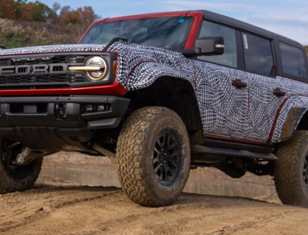 Must Watch: Ford Bronco Raptor Crushes Off-Road Course