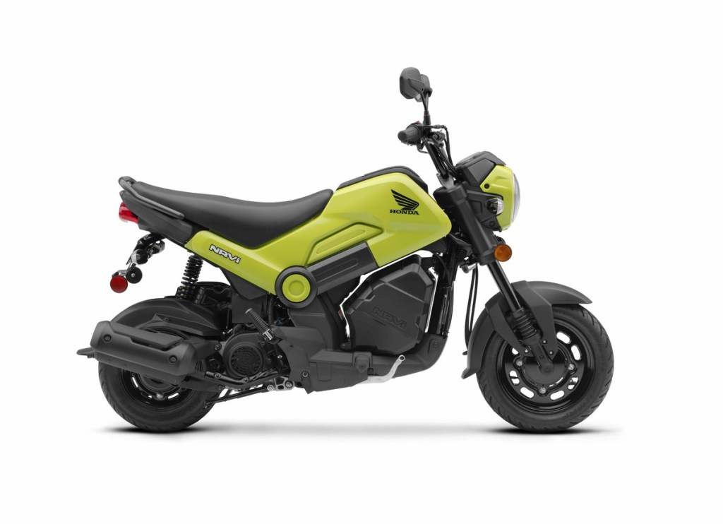 a side shot of the 2022 Honda Navi