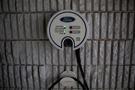 Ford and Purdue Created an Electric Vehicle Charging Cable That Could Give a Full Charge in 5 Minutes