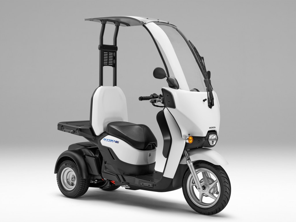 Honda Gyro Canopy:e electric scooter