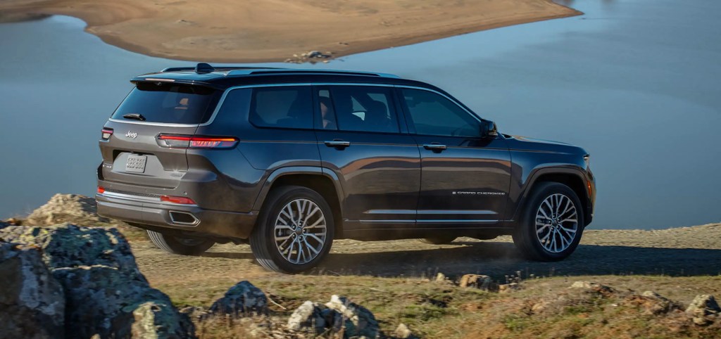 2021 Jeep Grand Cherokee L in a field. It's the best SUV deal of November 2021.