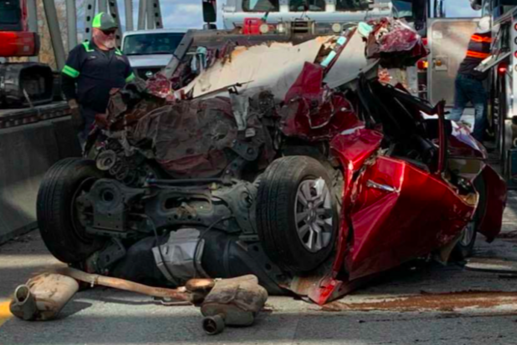 2015 Nissan Altima wreckage