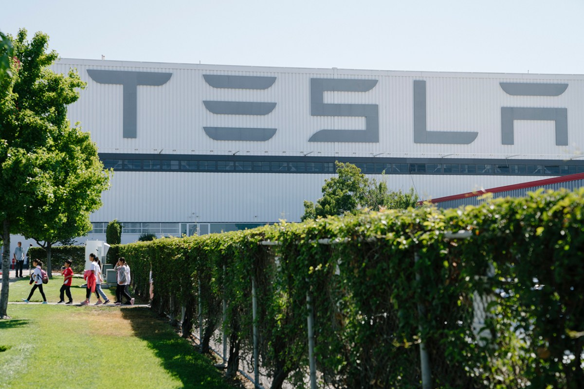 Exterior of Tesla's factory in Freemont, California. A current Tesla lawsuit claims female employees are facing sexual harassment and HR is not doing anything about it.