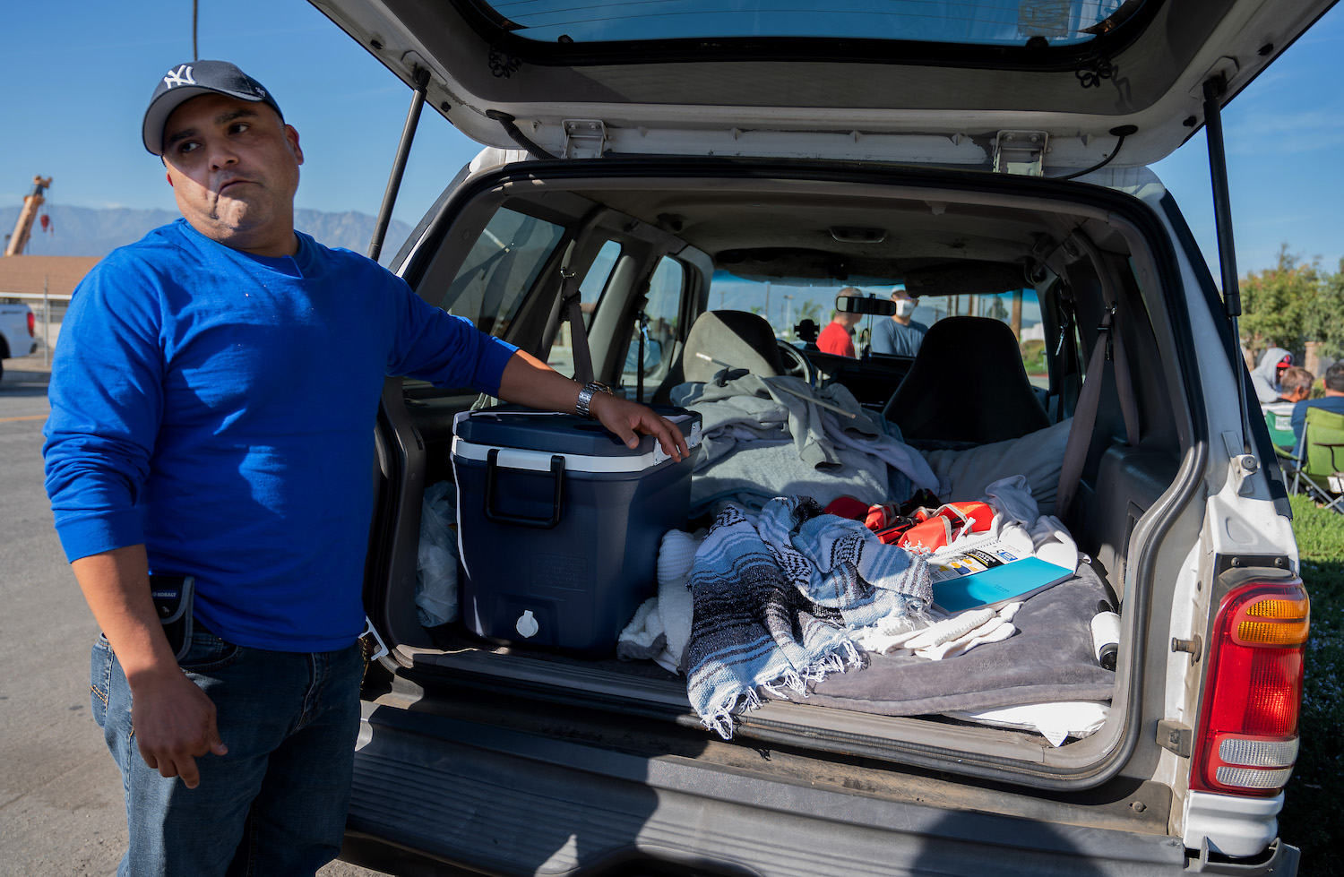This is a man living in his SUV full time | Terry Pierson/The Press-Enterprise via Getty Images