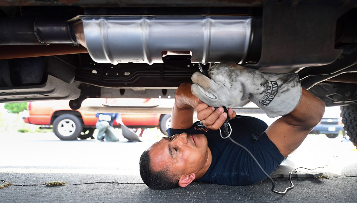 Catalytic Converter Theft Stopped by Gunshot