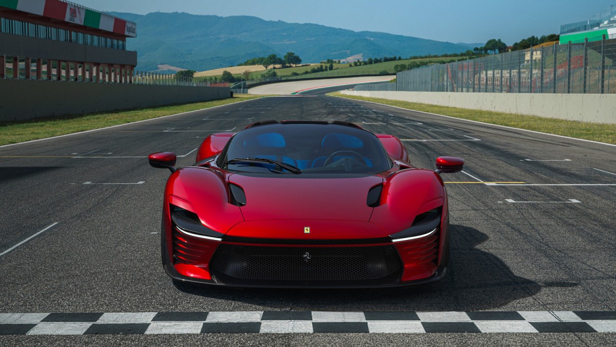 Ferrari Daytona SP3 front view on track