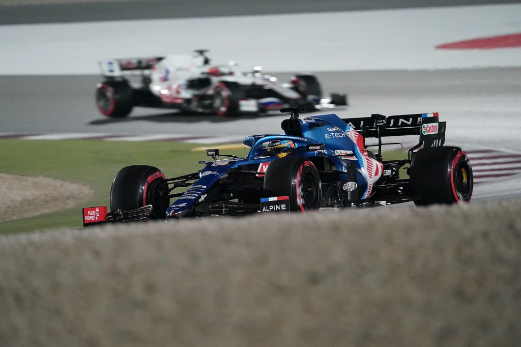 Fernando Alonso (ESP), Alpine F1 Team, Nikita Mazepin (RUS), Haas F1 Team during qualifying ahead of the F1 Grand Prix of Qatar at Losail International Circuit on November 20, 2021, in Doha, Qatar.