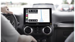 The Sony XAV-9500ES installed in a car