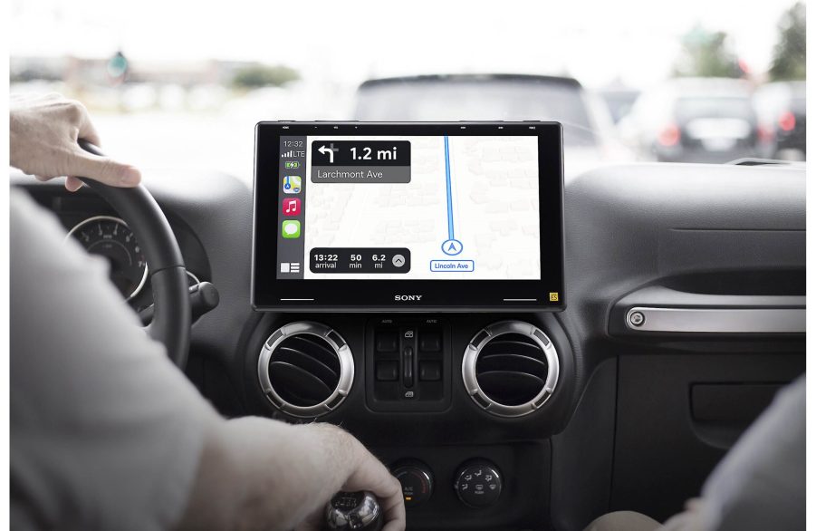 The Sony XAV-9500ES installed in a car