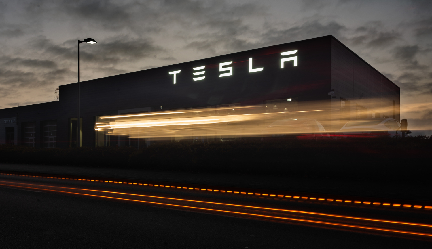 Tesla Electric SUVs Get Poor Scores From Consumer Reports