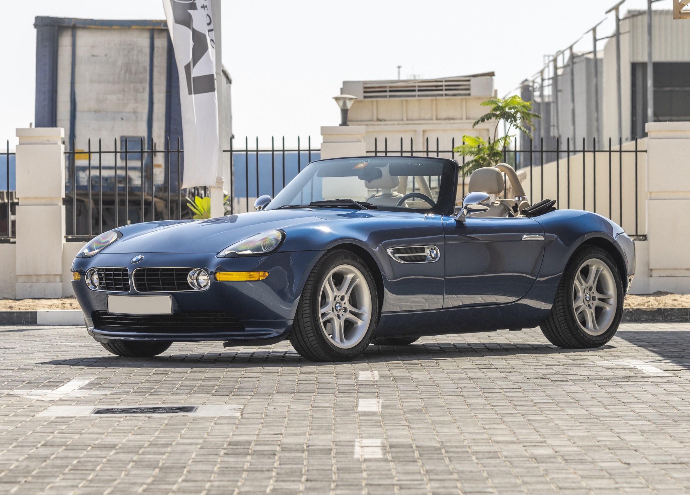 Why Is the BMW Z8 Roadster so Expensive?
