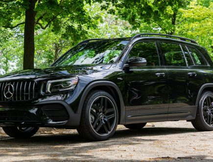 2021 Mercedes-AMG GLB 35 Review, Pricing, and Specs