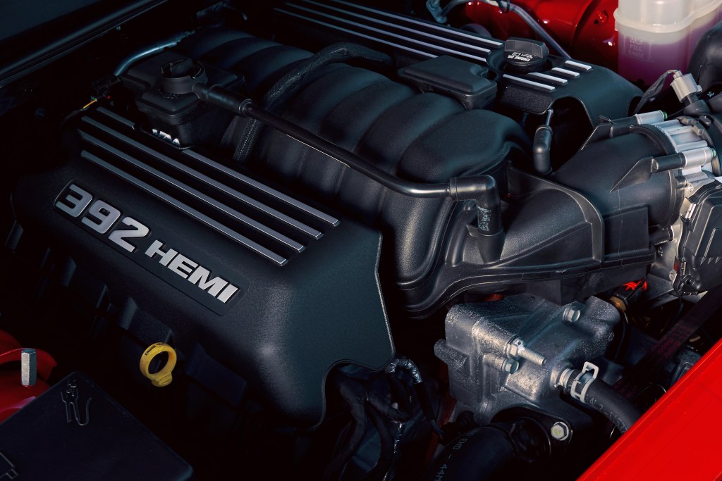The 2022 Dodge Challenger R/T Scat Pack continues to offer the proven, naturally aspirated, 392-cubic-inch HEMI® V-engine engine featuring 485 horsepower and 475 lb-ft of torque.
