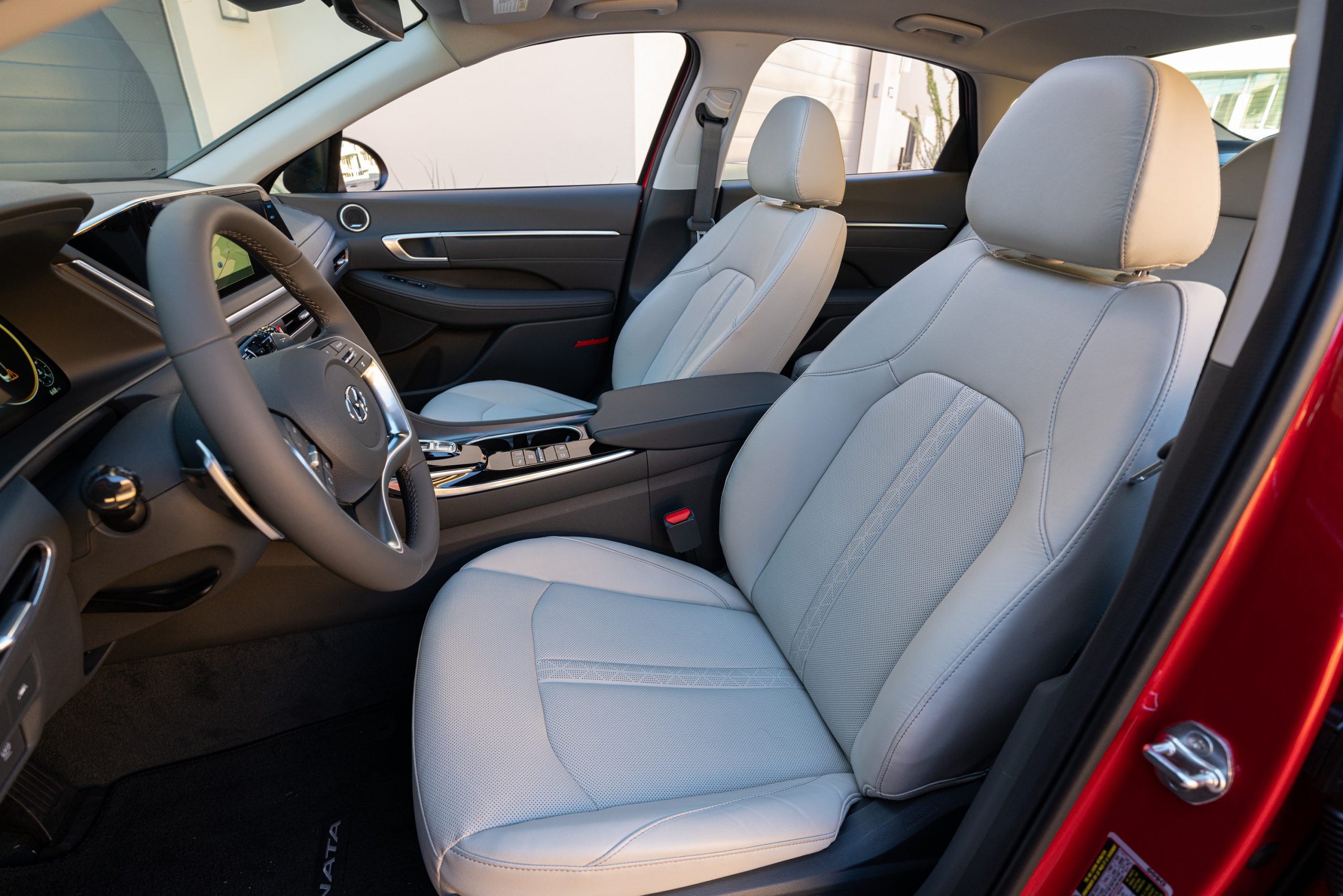 The leather seats in a 2022 Hyundai Sonata