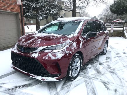 The 2022 Toyota Sienna XSE AWD Plows Through Snow With Grace and Ease