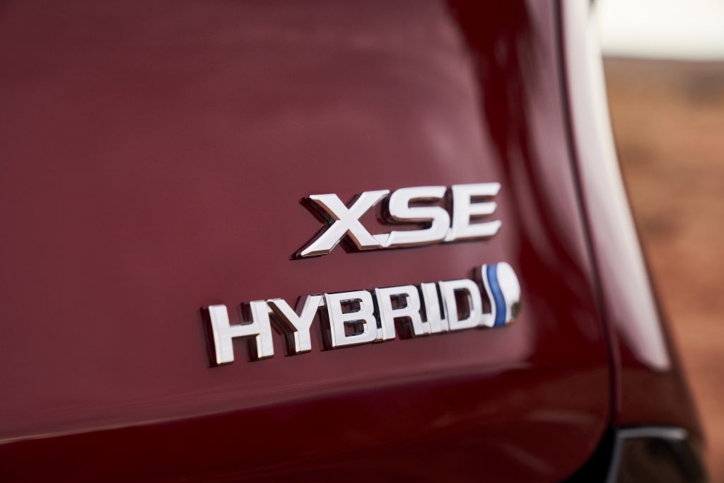 2022 Toyota Sienna XSE hybrid badge