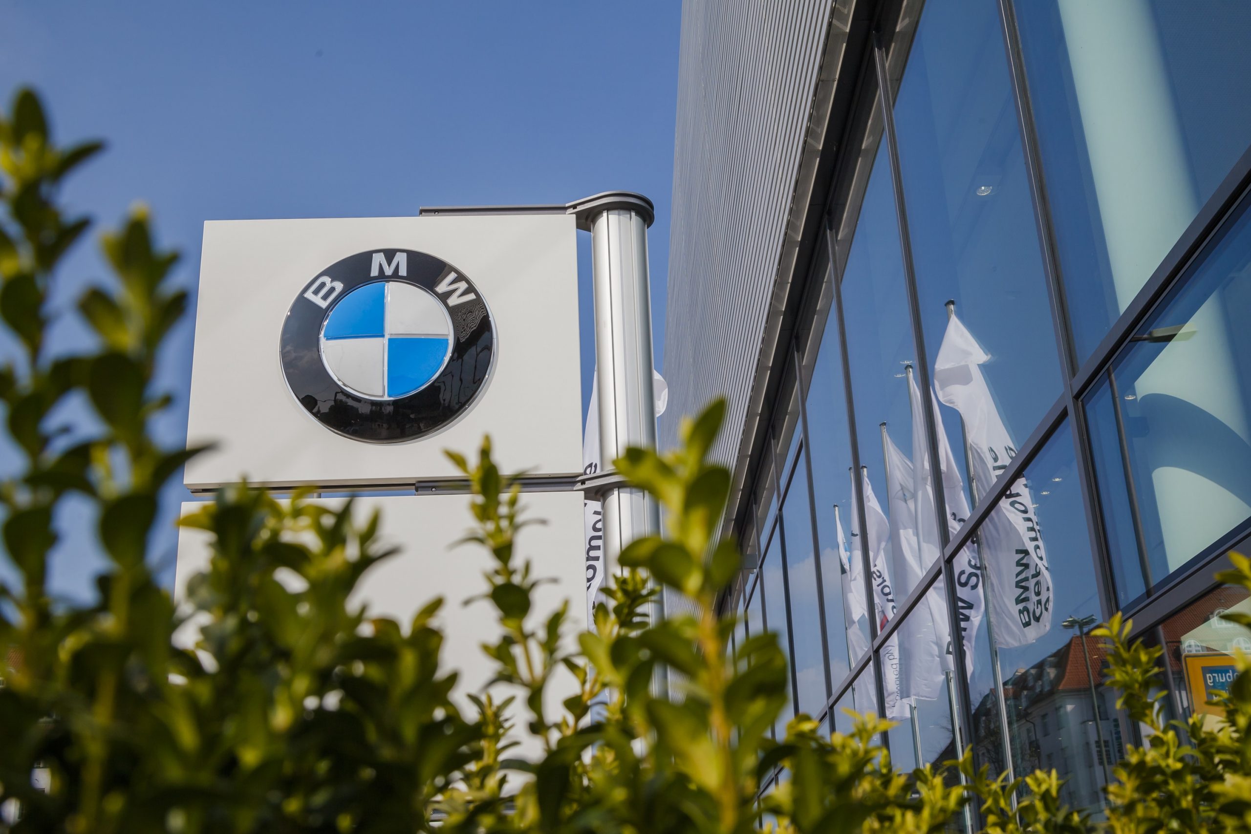 A BMW dealership sign