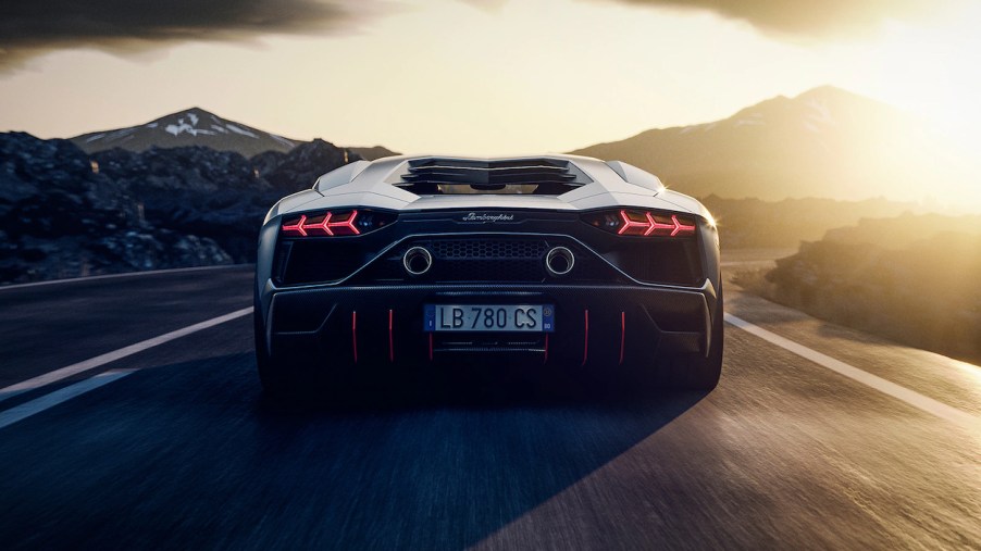 2022 Lamborghini Aventador Ultimae | Lamborghini