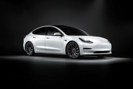 Want a Cheap Tesla Model 3?: Tesla Sells Model 3 Demo Cars at a Reduced Price