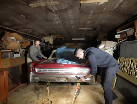 Watching This 1963 Lincoln Continental Get Its First Car Wash After 27 Years in a Chicken Coop Is Extremely Satisfying
