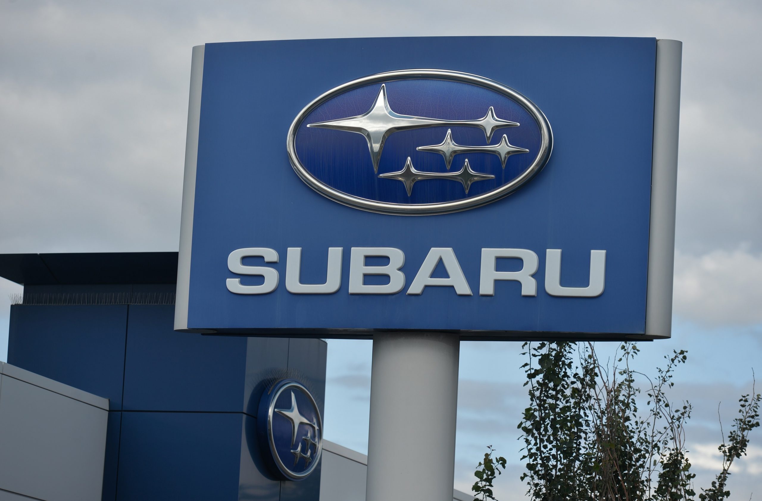 A Subaru dealership's logo