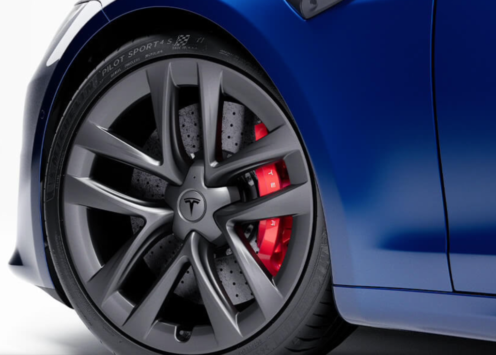 Watch Tesla Plaid Brakes Catch On Fire