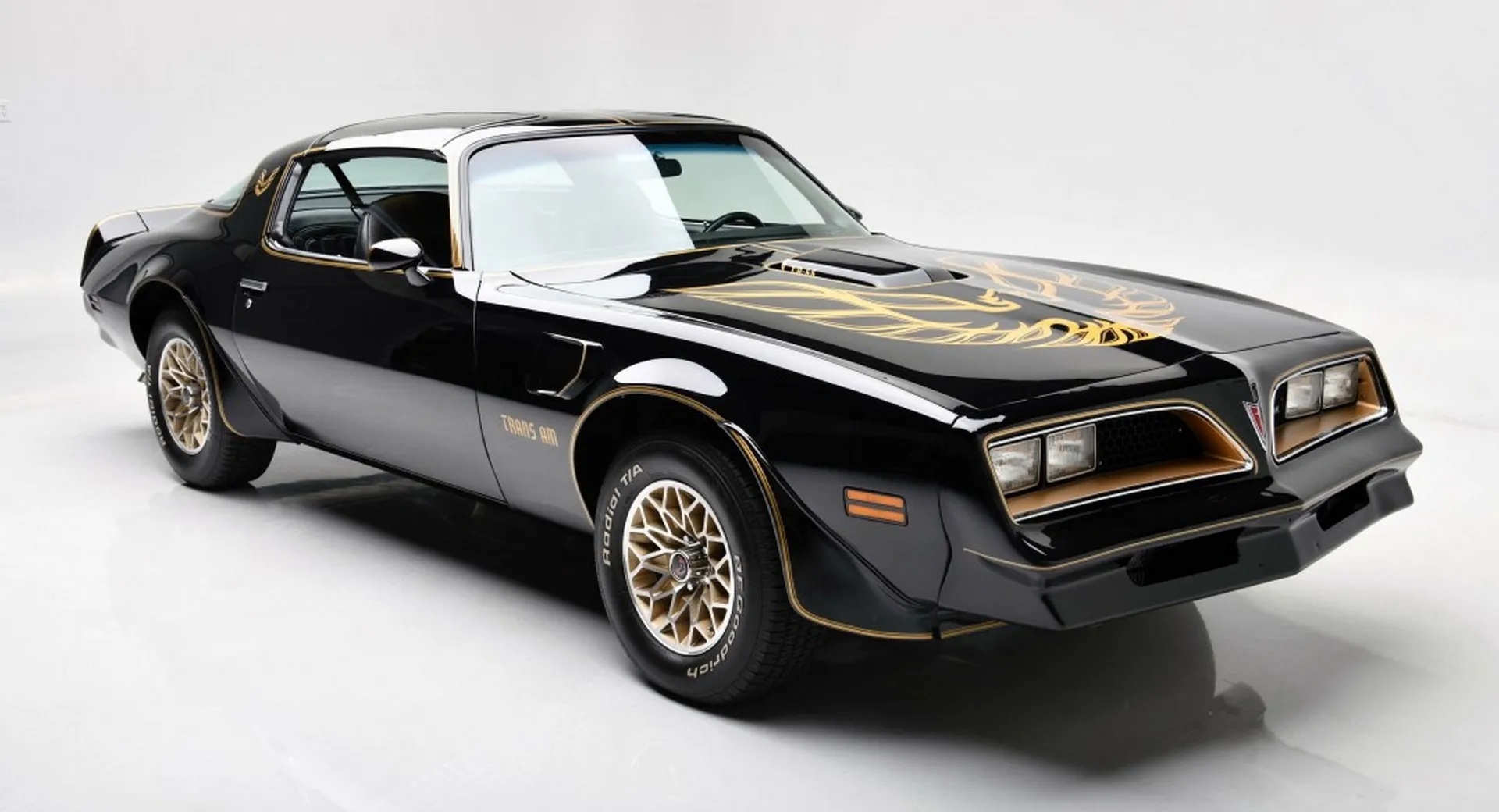 1977 Pontiac Firebird Trans Am SE from Smokey and the Bandit and Owned by Burt Reynolds